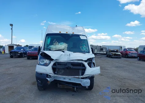 2023 Ford Transit z USA, uszkodzony, nr VIN 1FTBF4UG2PKA13885